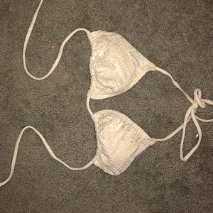 Billabong bikini top